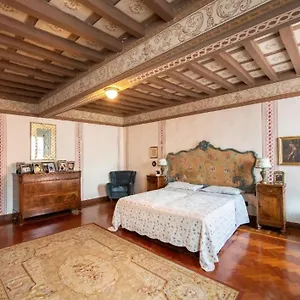 villa-ottocentesca-immersa-nel-verde.emilia-romagnahotels.net/
